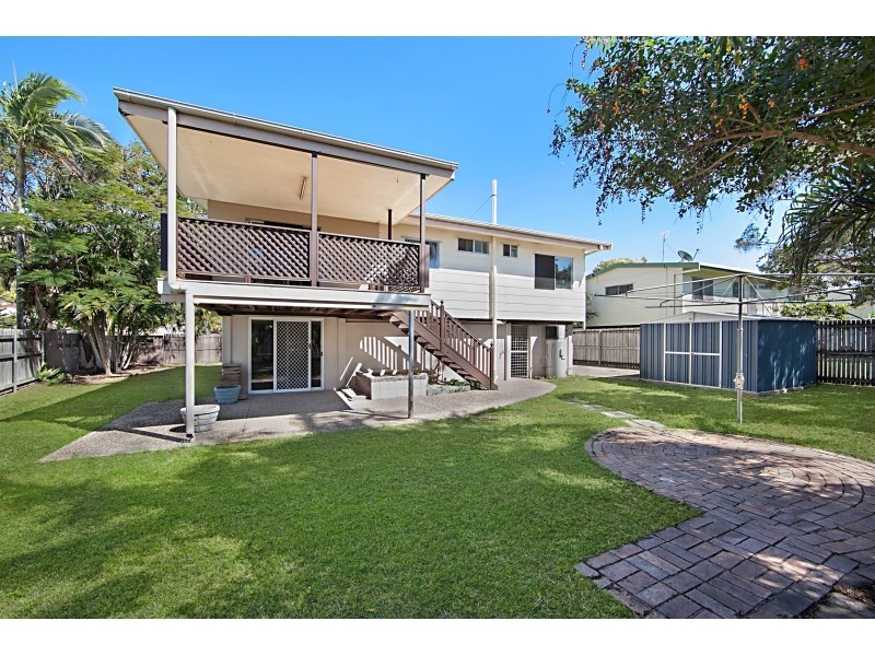 72 Banfield Drive, Mount Louisa QLD 4814